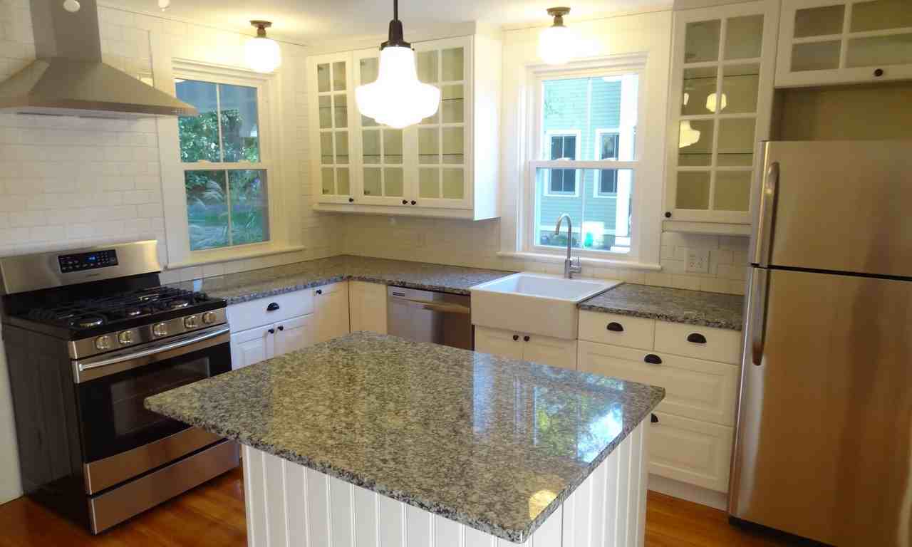 29 Davis Ct #29 - Photo 3 of 9