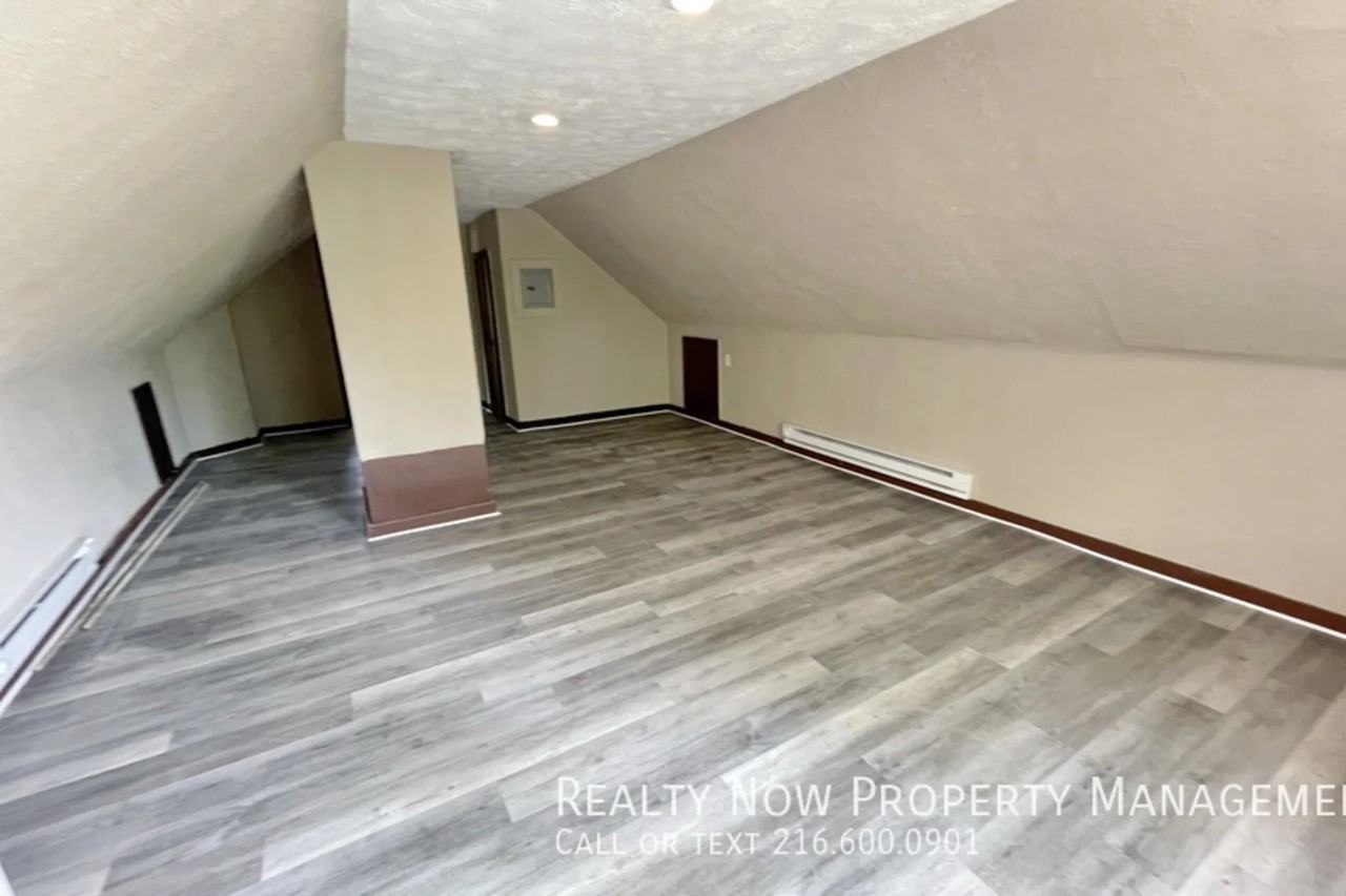 1666 Glenmont Rd Fl 1666glenmont3 - Photo 2 of 15