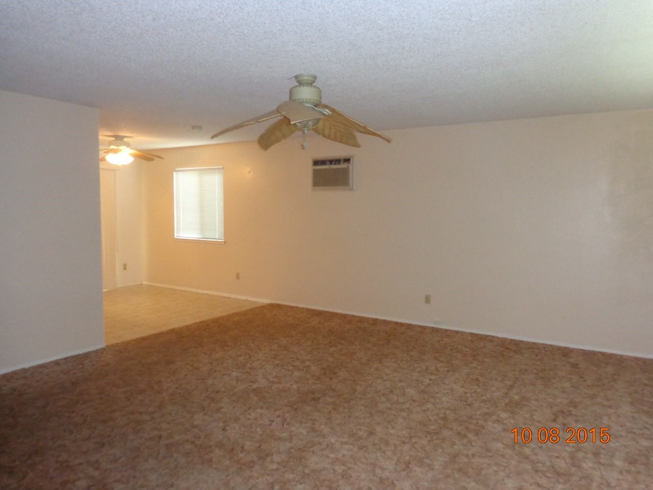 625 Camelot Way - Photo 2 of 9
