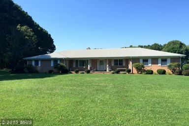 8225 Ingleton Cir - Photo 2 of 18