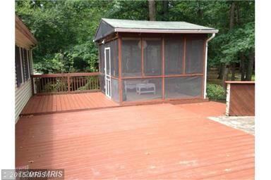 6013 Newton Rd - Photo 3 of 11