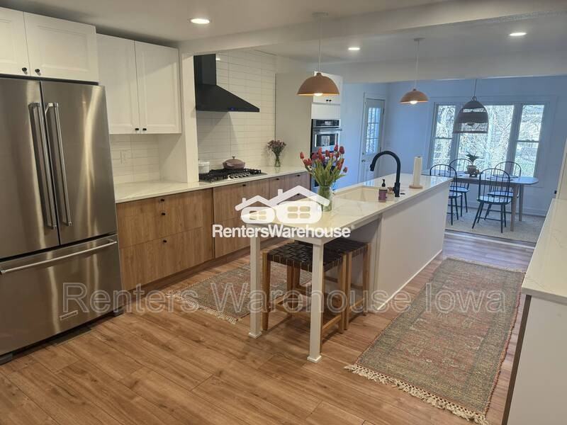 712 Polk Blvd - Photo 3 of 48