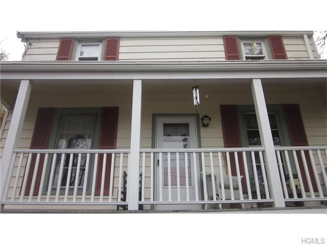 20 Oak St - Photo 2 of 22