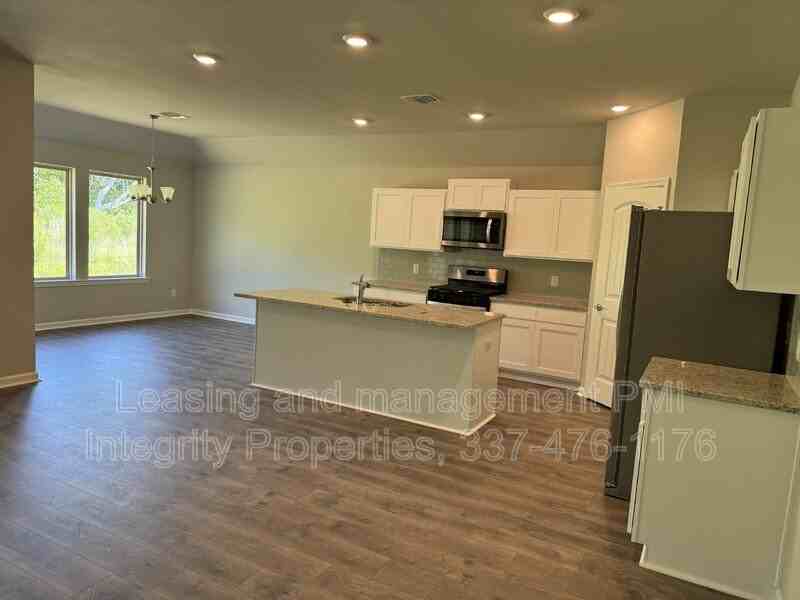 231 S Lakepointe Dr - Photo 6 of 27