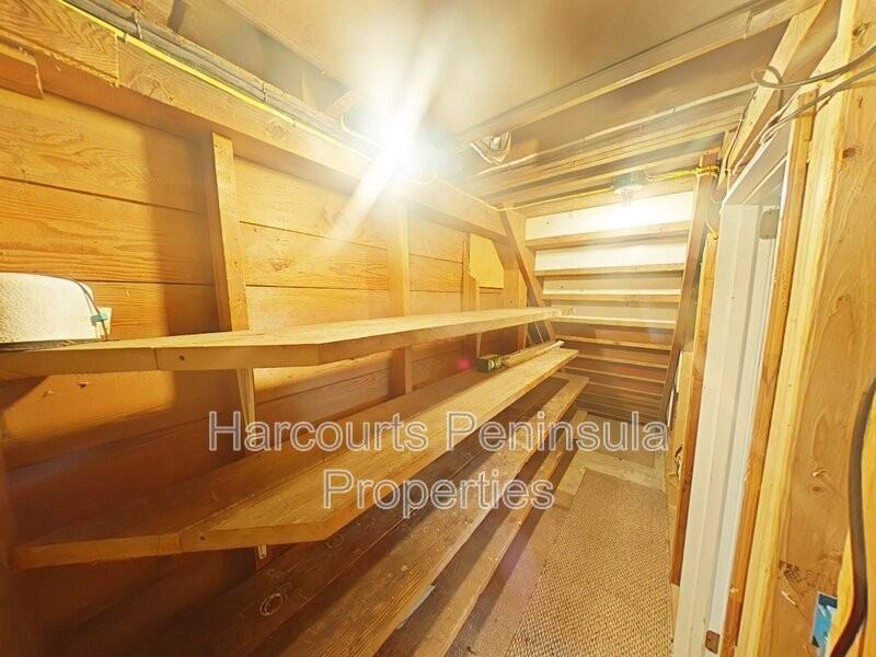 1011 Rainier Ave - Photo 7 of 44