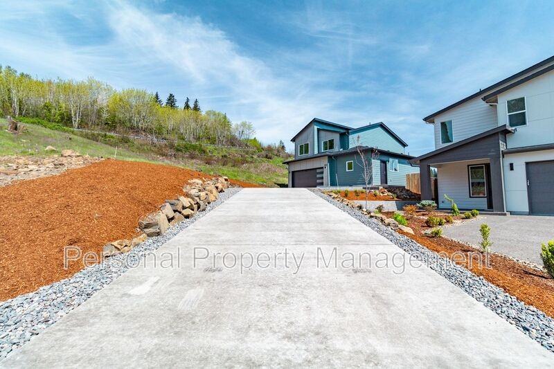 1810 N 20th Ct - Photo 2 of 29