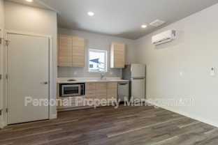 1801 N 20th Ct #B - Photo 1 of 1