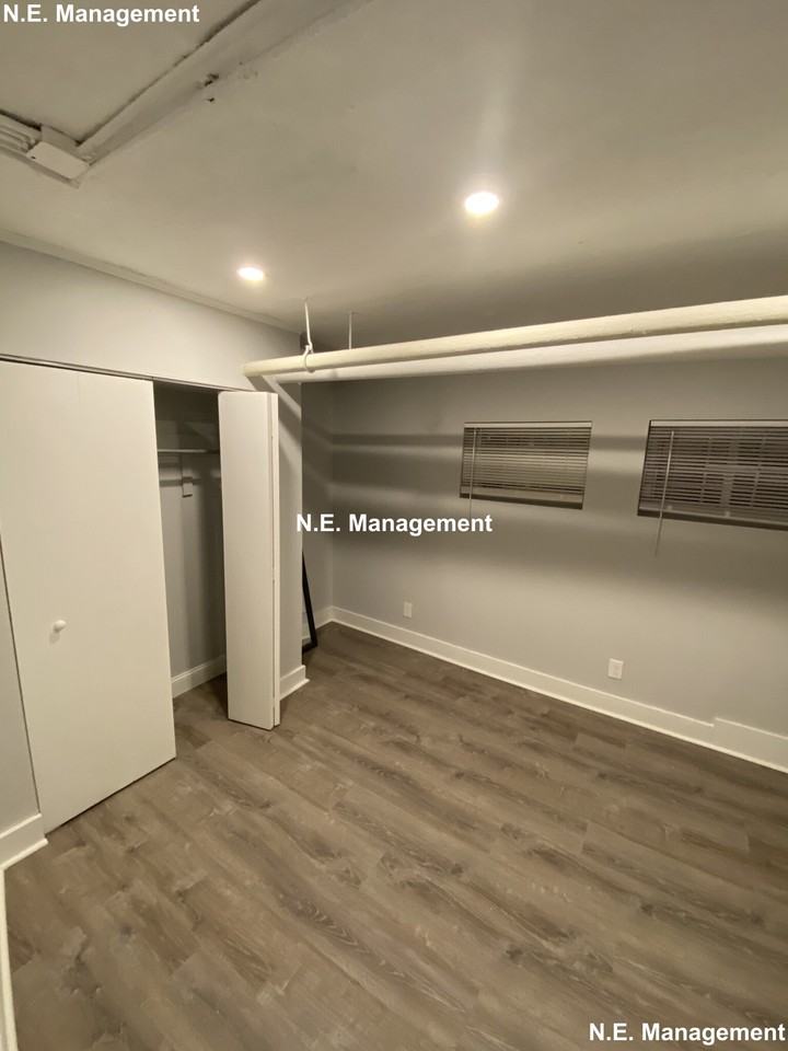 1504 Commonwealth Ave #10G - Photo 7 of 11