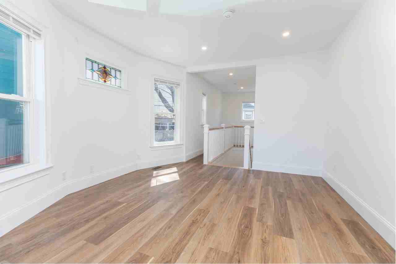 E Cottage St #1 - Photo 2 of 20