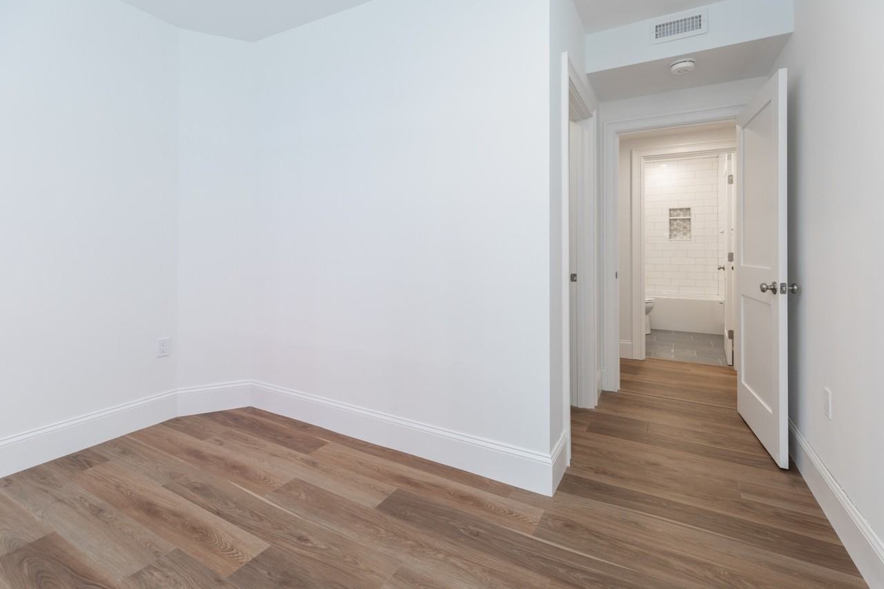 E Cottage St #1 - Photo 5 of 20