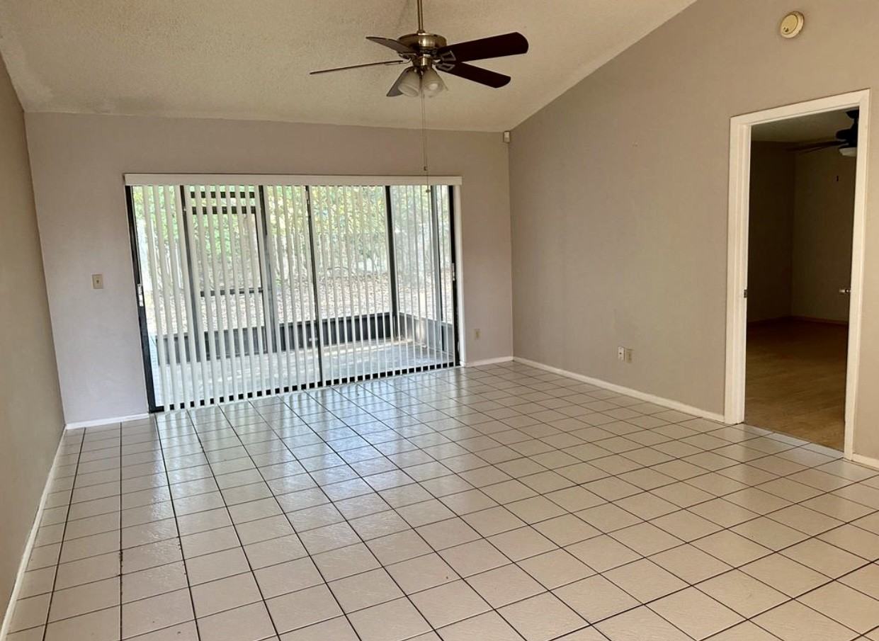 14902 Southfork Dr - Photo 2 of 16