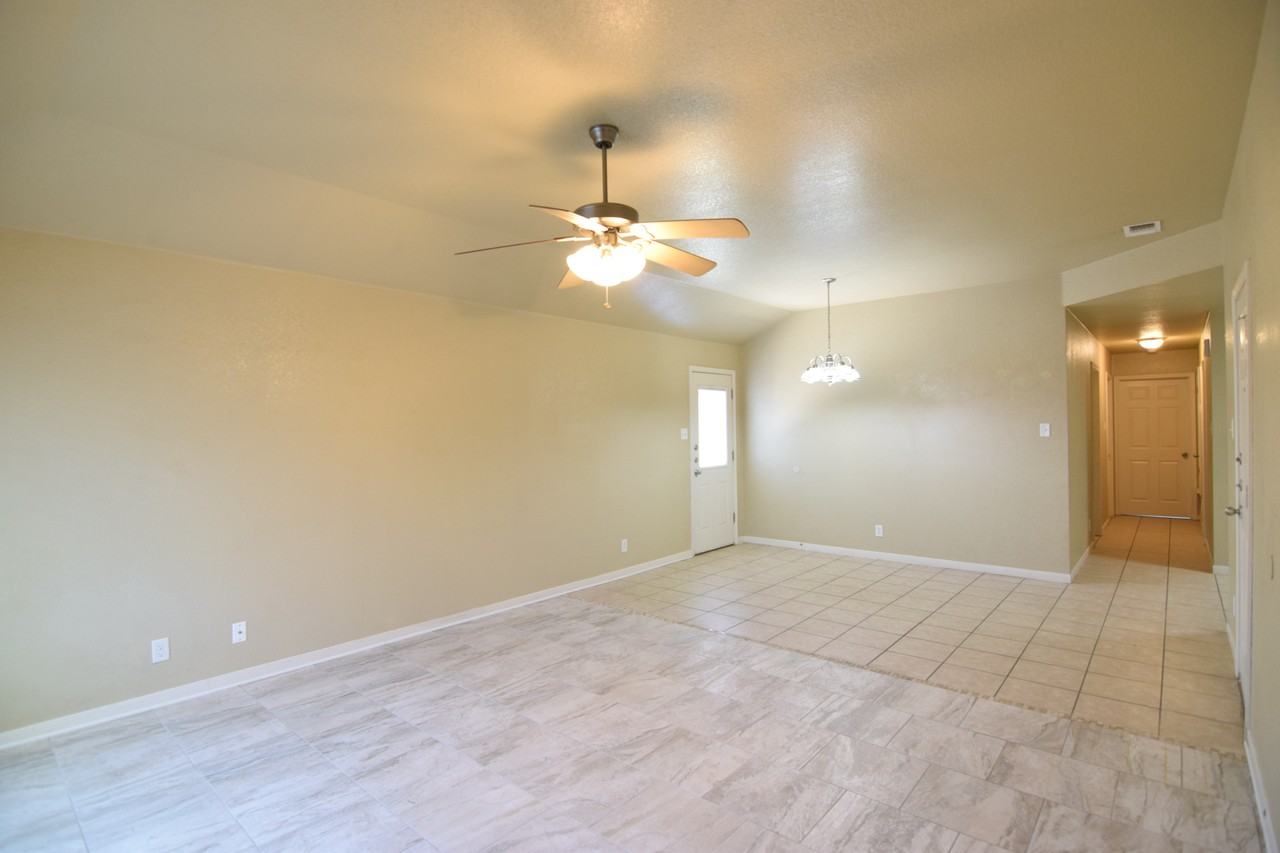 1400 Cavalry Ln - Photo 7 of 17