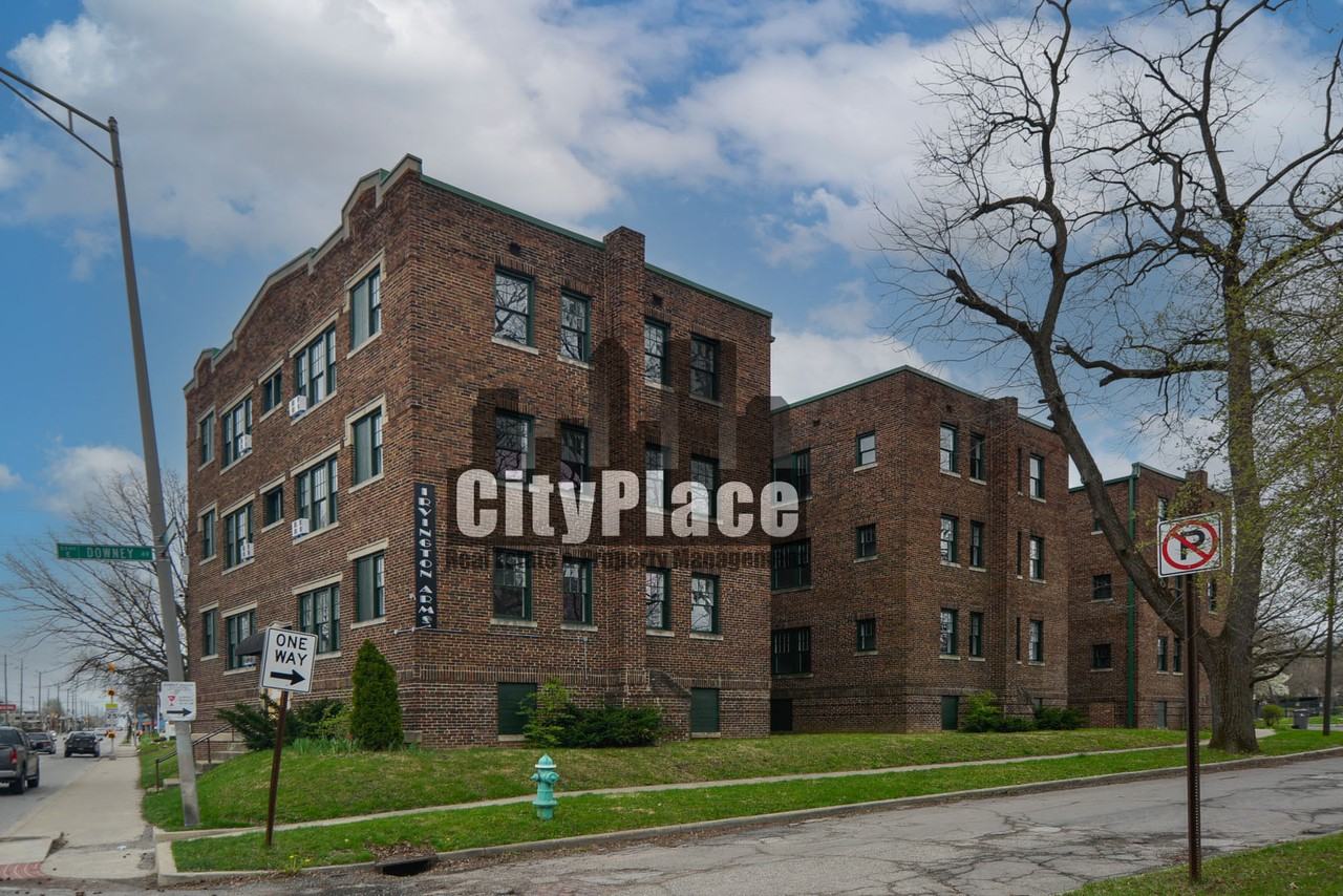 5345 E Washington St #6 - Photo 3 of 16