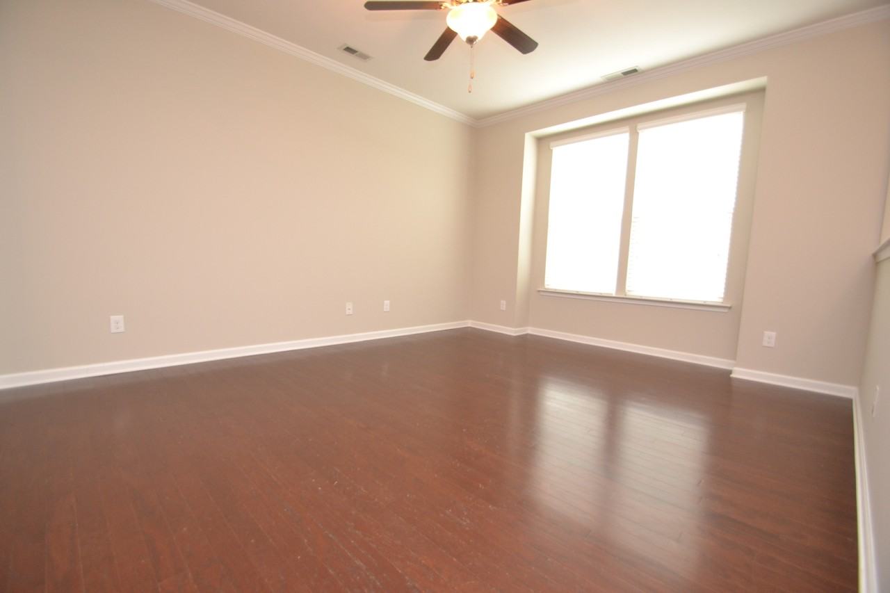 327 Dove Cottage Ln - Photo 2 of 49