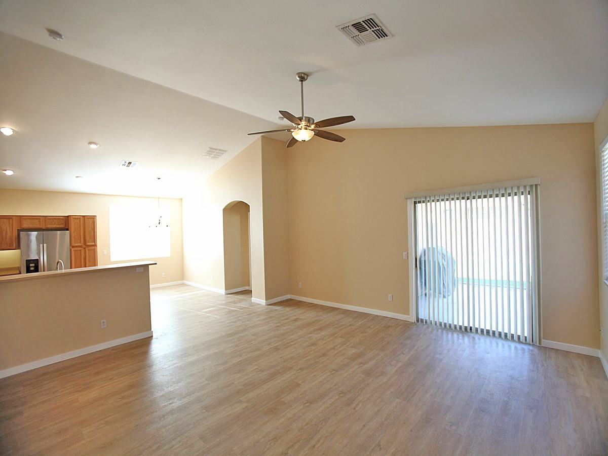 17030 W Tonbridge St - Photo 3 of 16