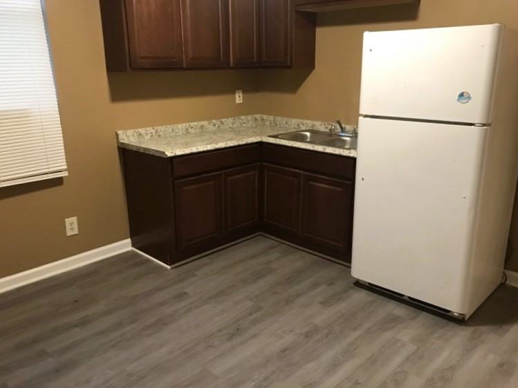 3618 Taylor Blvd - Photo 3 of 9