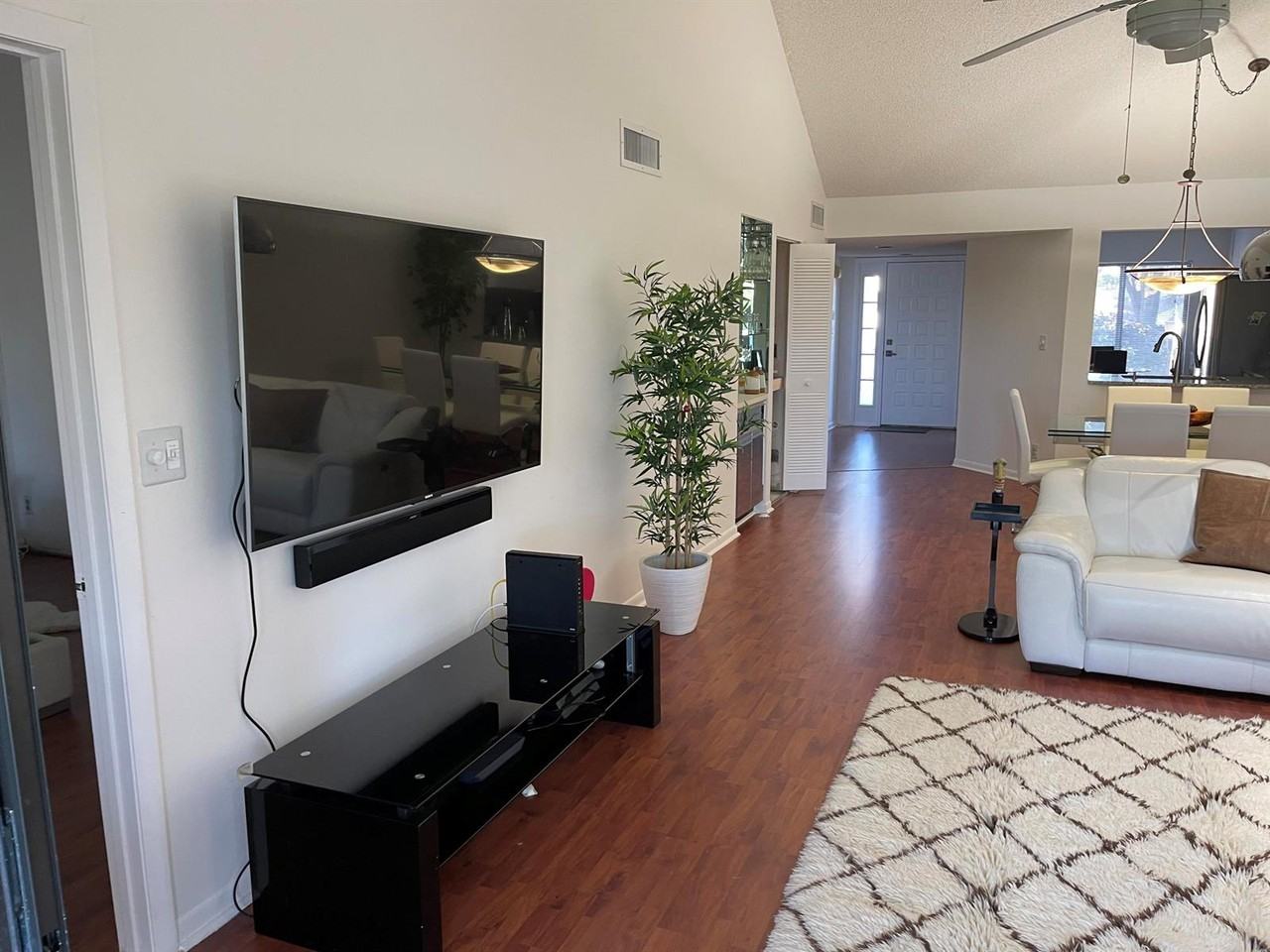 7473 Glendevon Ln #407 - Photo 3 of 19