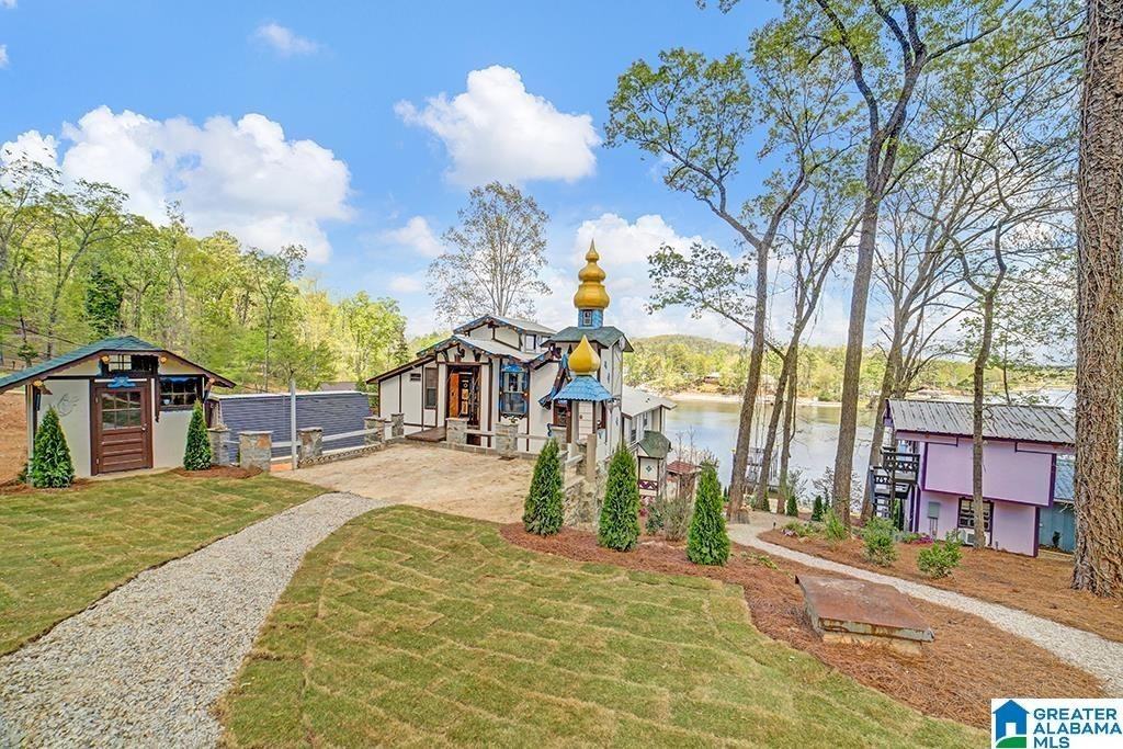 1298 Davis Acres Drive - Photo 2 of 50