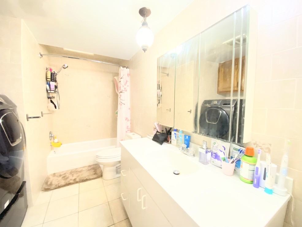 4520 Rue Pouget - Photo 2 of 14
