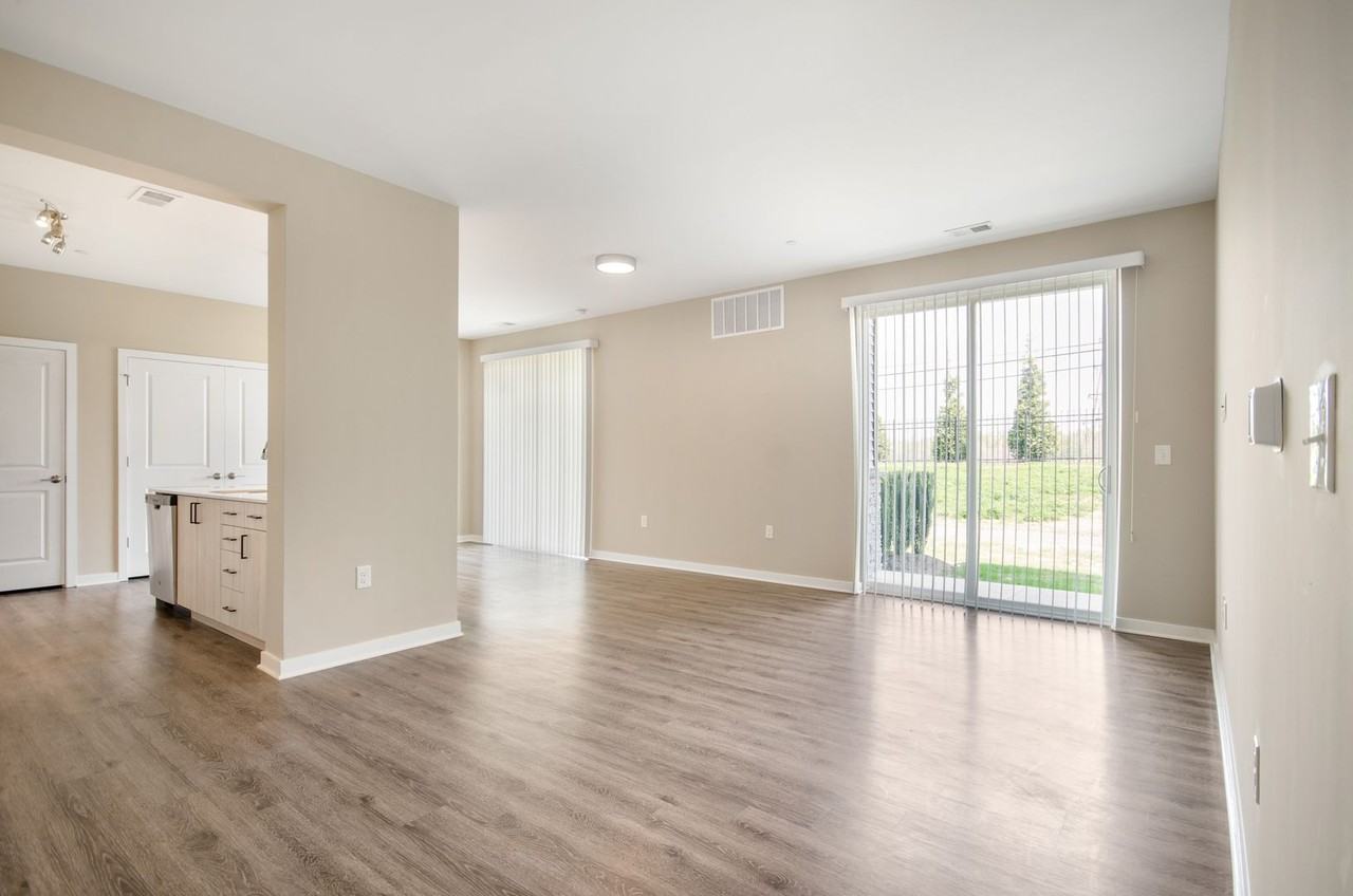 2100 Haddonfield Rd #6104 - Photo 2 of 14