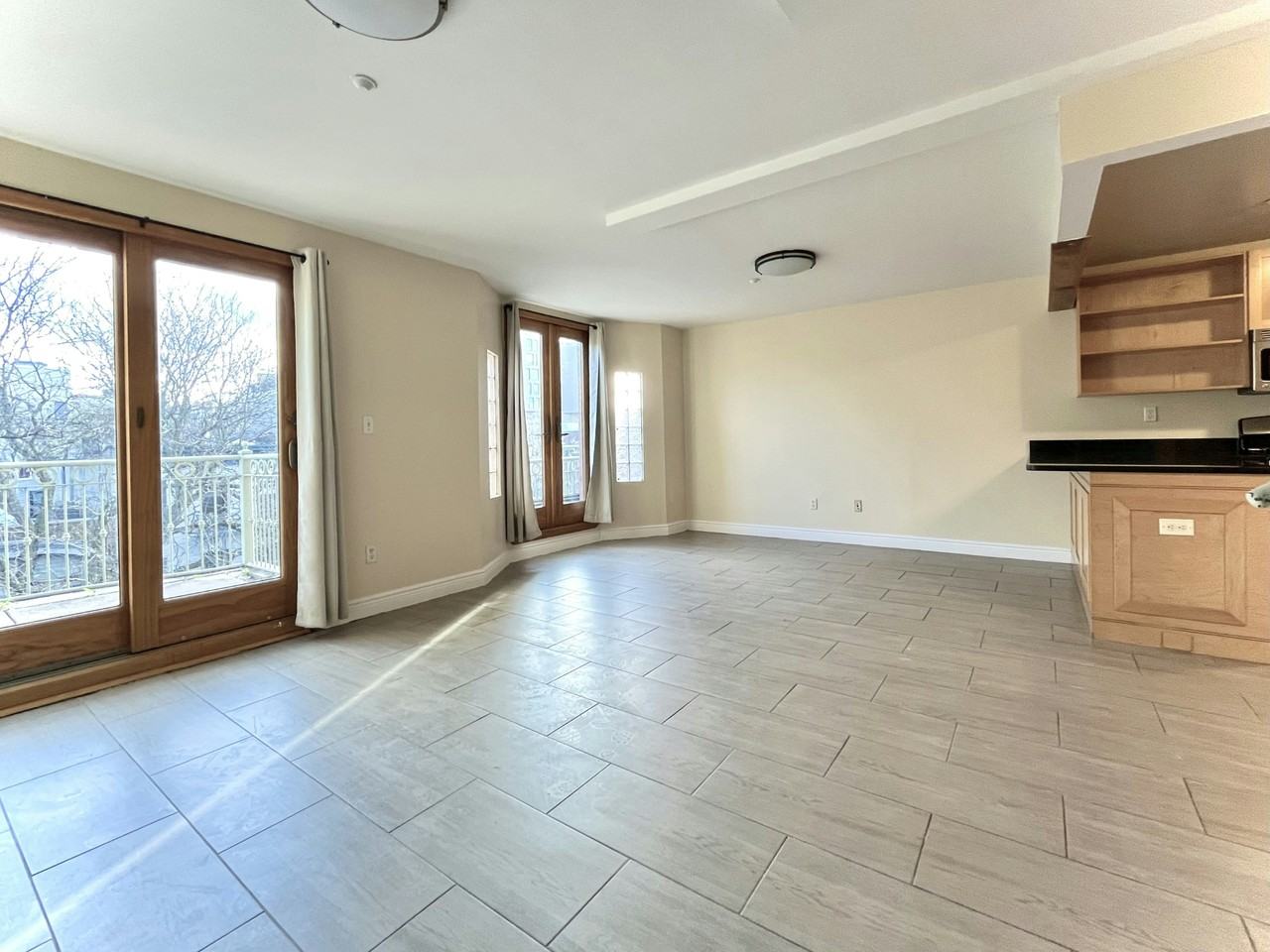 571 Carroll St #4E - Photo 3 of 21