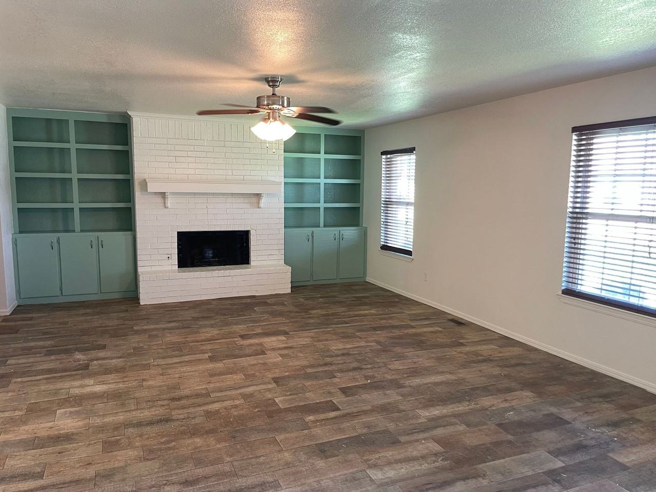 2600 Sw 102nd St - Photo 3 of 19