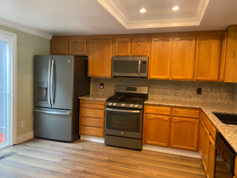 2079 Sand Point Rd - Photo 3 of 11