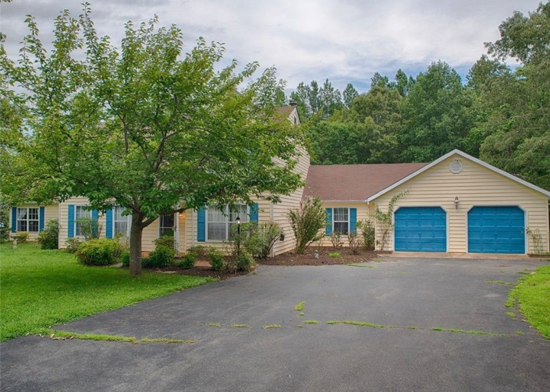 4115 Campbell Rd - Photo 3 of 25
