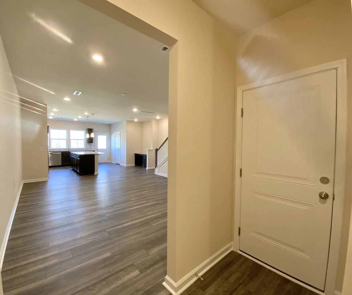 836 Falls Grove Trl #836 - Photo 4 of 46