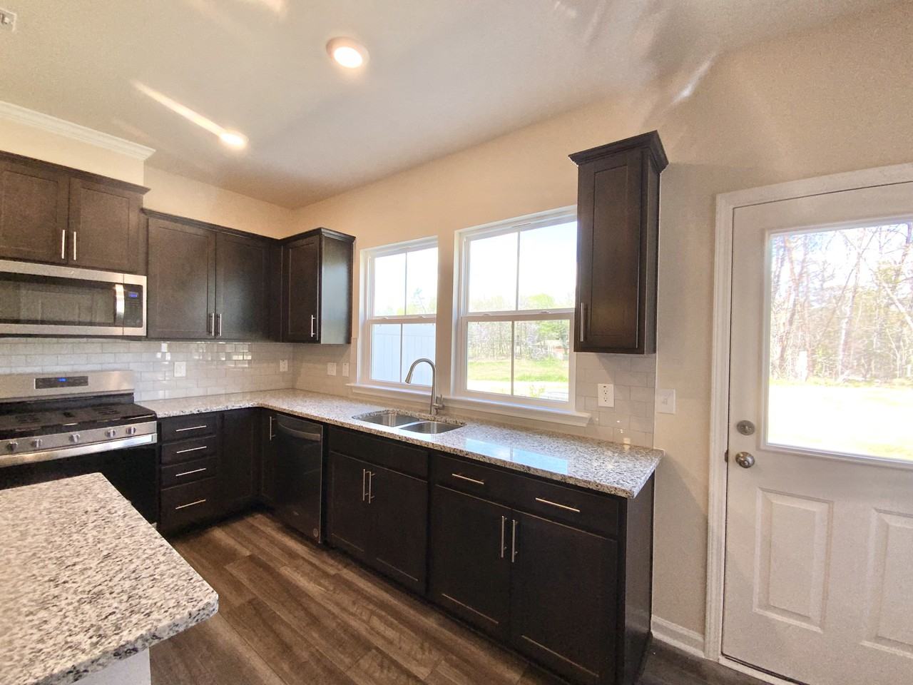 836 Falls Grove Trl #836 - Photo 6 of 46