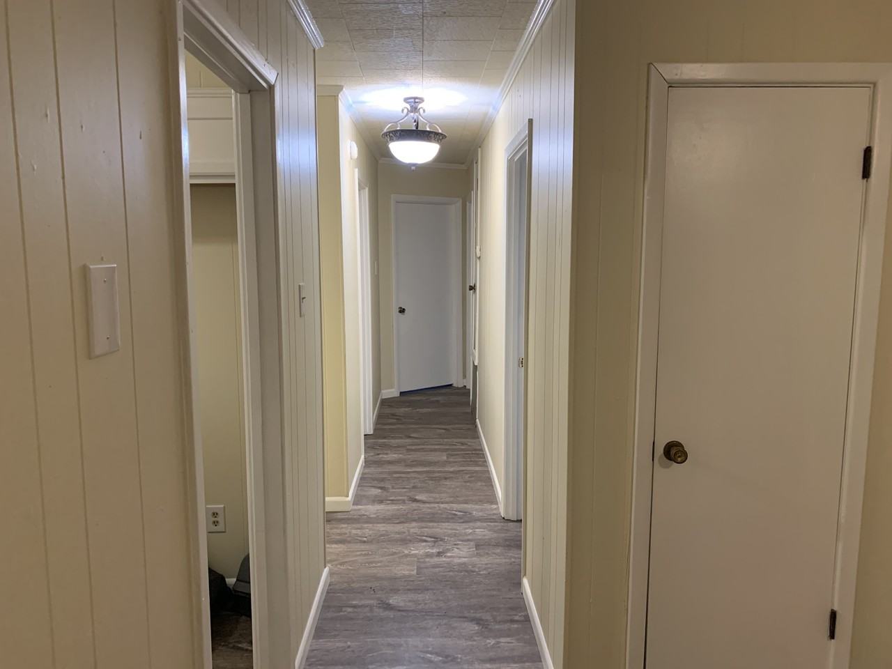 413 Silver St #NA - Photo 3 of 5