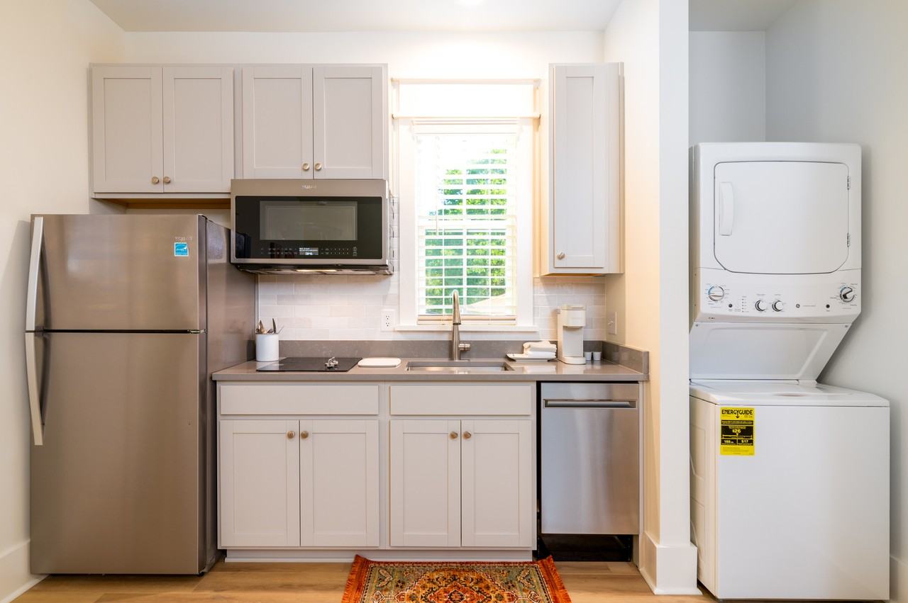 532 Fleming Rd - Photo 2 of 11