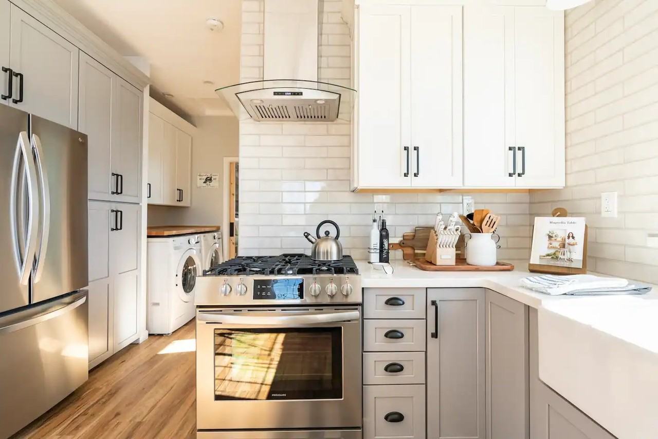 408 Riverview Dr #NA - Photo 5 of 32