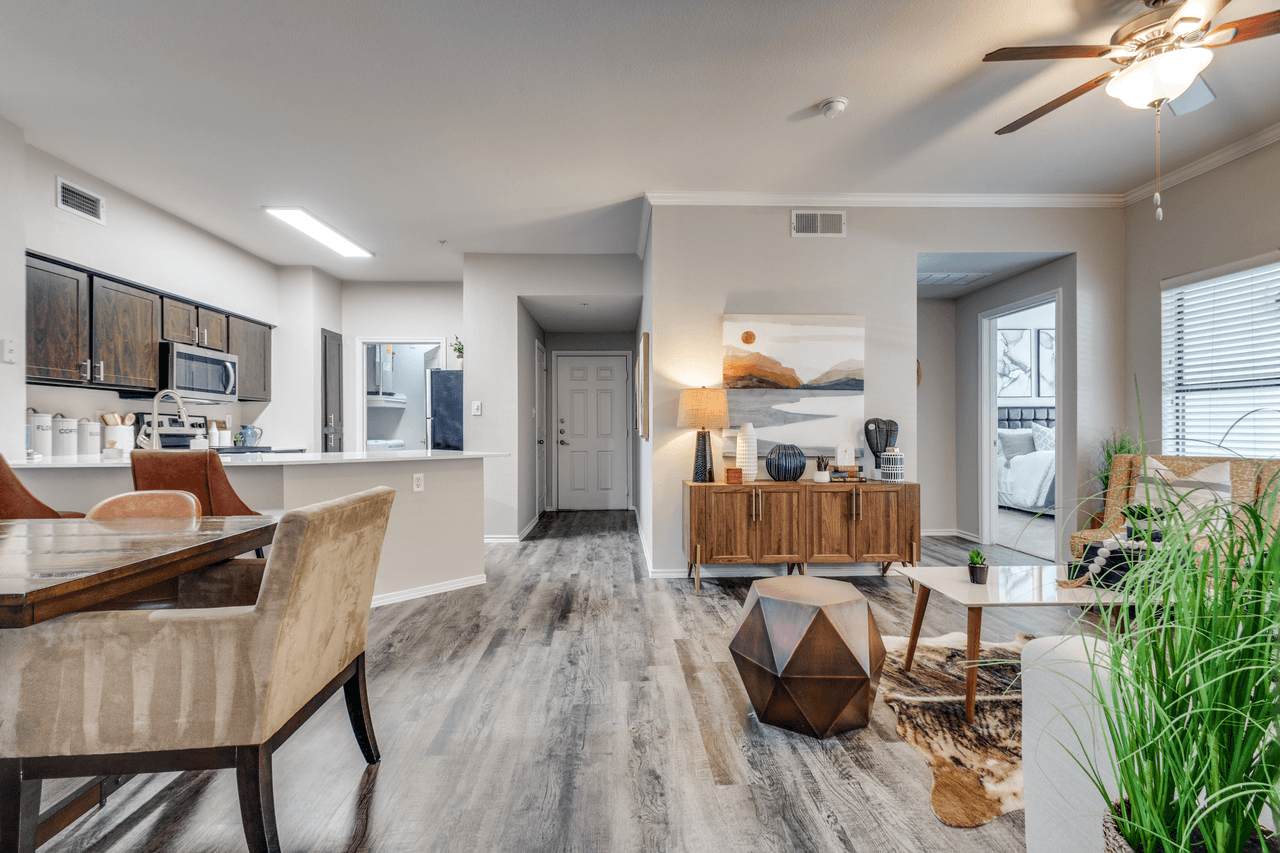 Lost Spurs Ranch Apartments - Photo 6 of 30