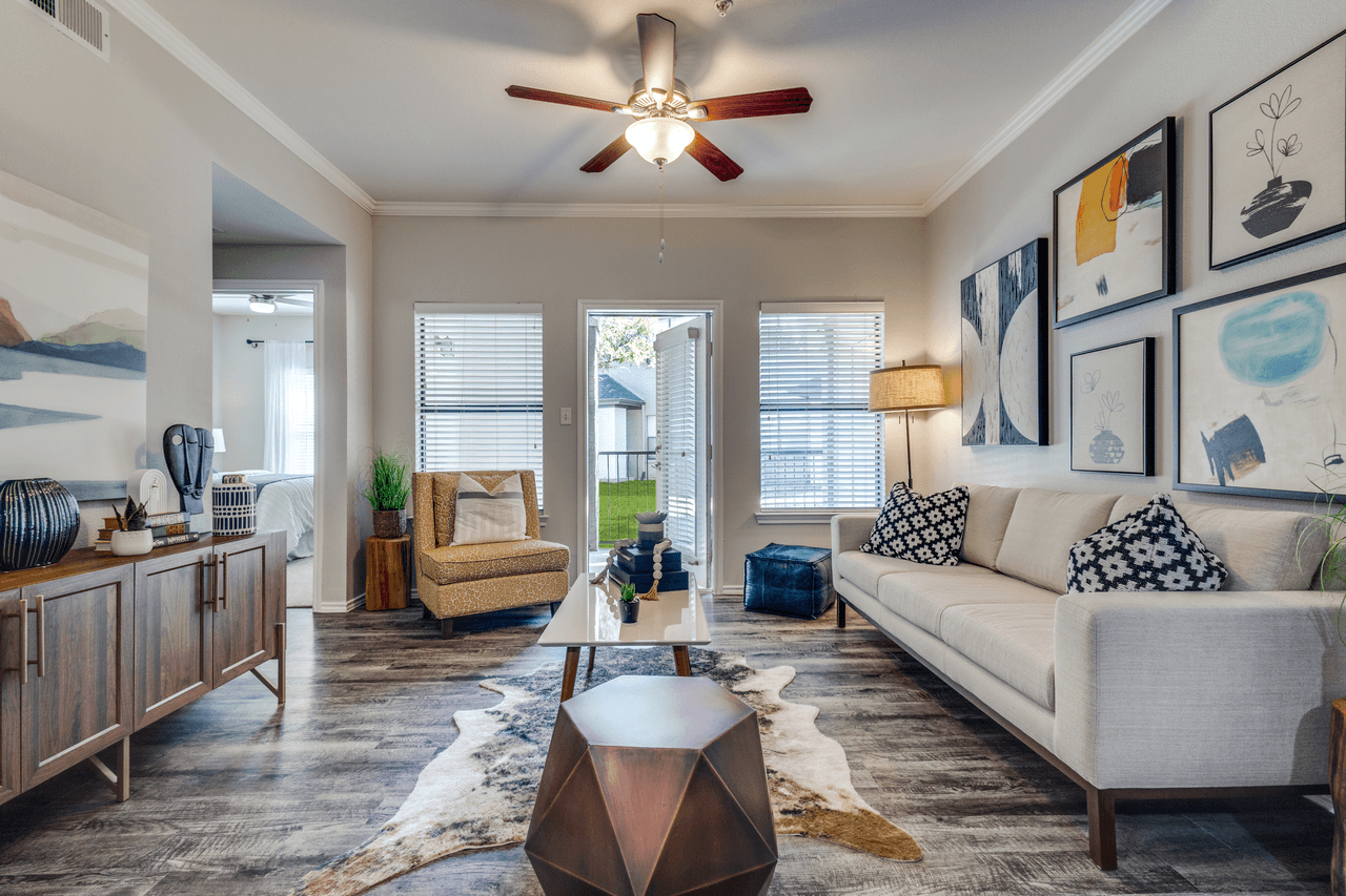 Lost Spurs Ranch Apartments - Photo 2 of 30