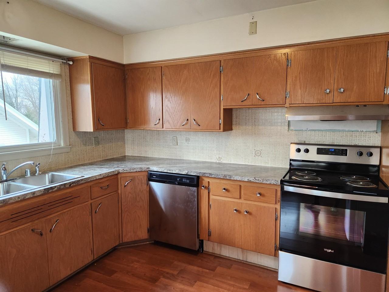 N64W24126 Main Street #1 - Photo 6 of 22