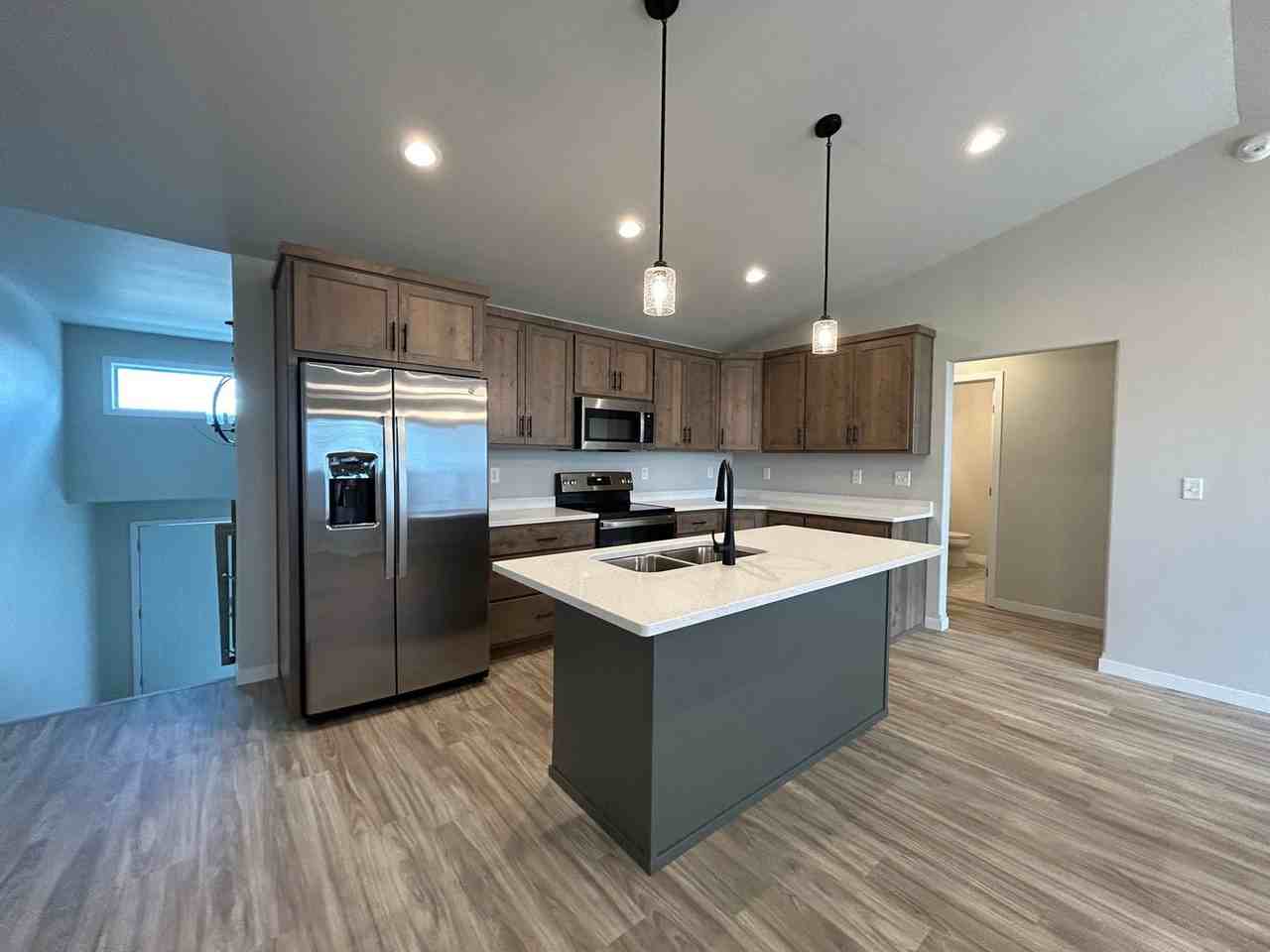3602-3890 19th St S - Photo 2 of 31