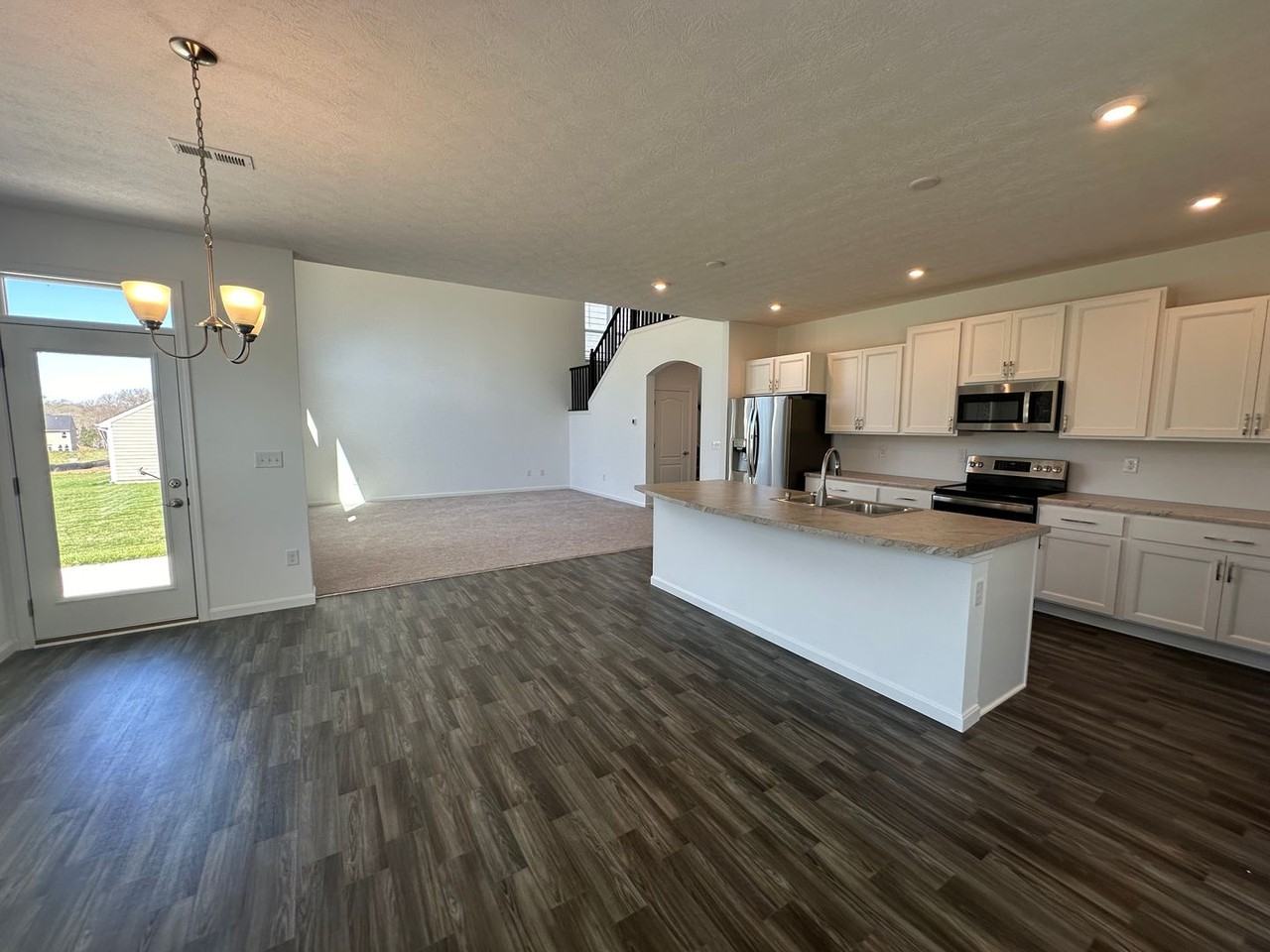 10520 Vista View Dr - Photo 7 of 36