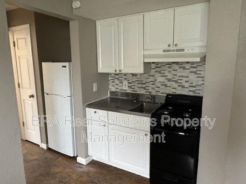 7371 Elizabeth St #5 - Photo 2 of 8