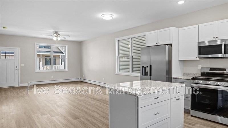 34 Mollys Way - Photo 3 of 17