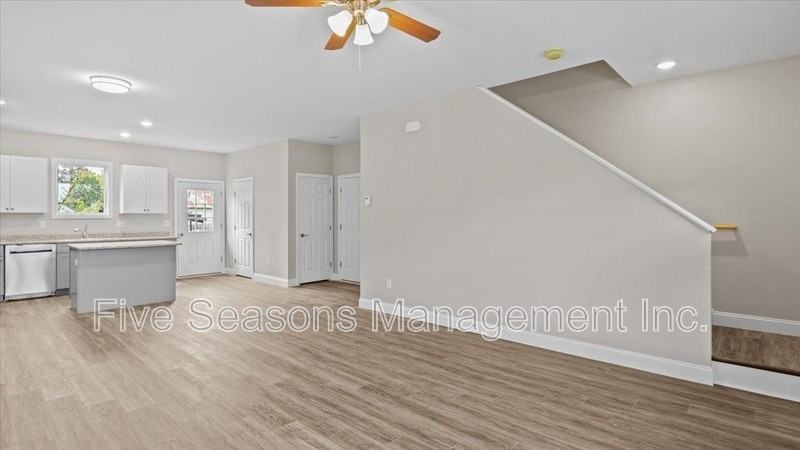 34 Mollys Way - Photo 5 of 17