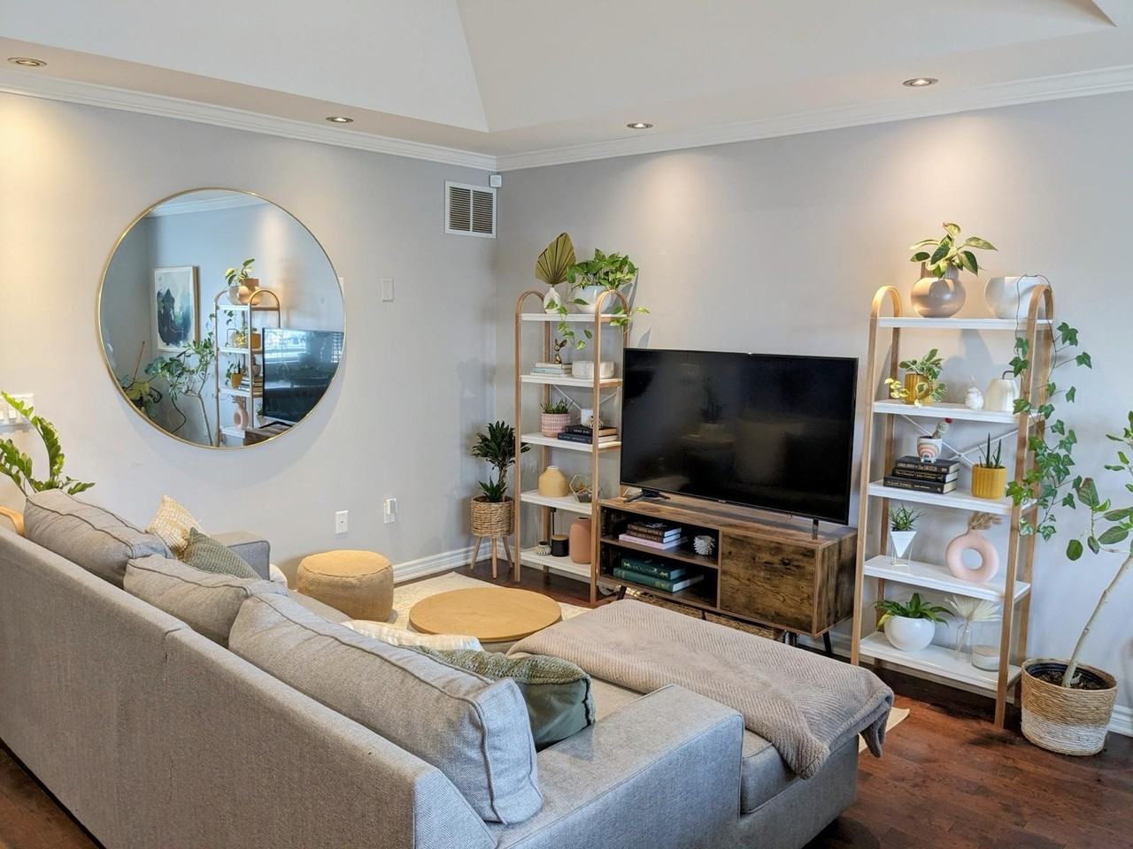 13 Speers Avenue - Photo 3 of 14