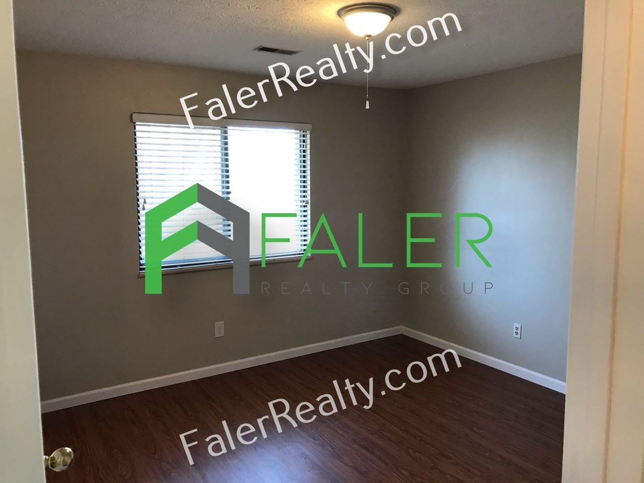 5129 Belle Isle Dr - Photo 6 of 11