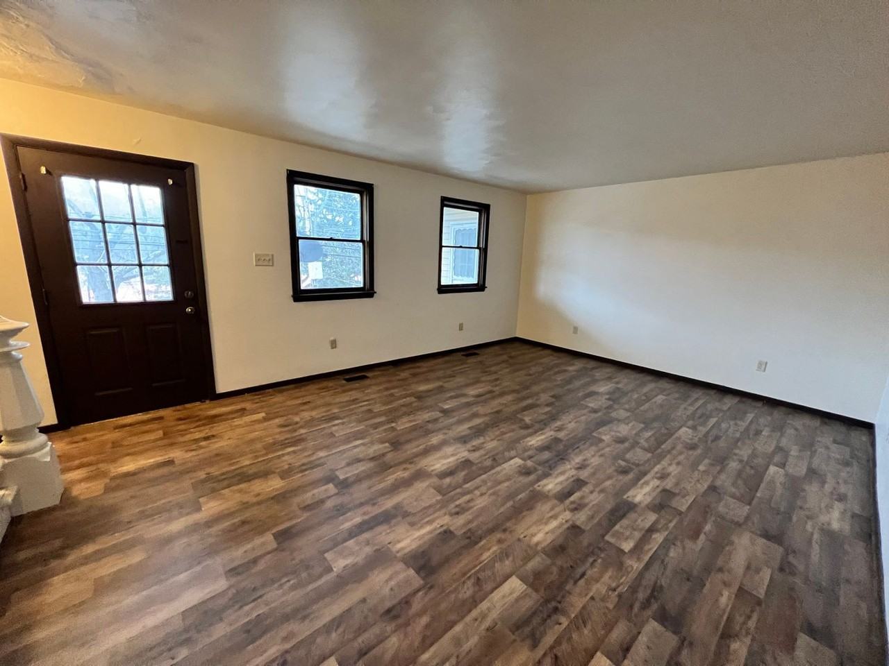 newa531-537 - Photo 2 of 7