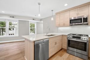 featured image of 94 Washington Sq E