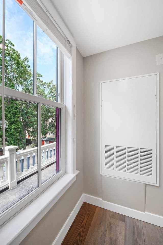 THE BREAKAWAY at SALEM COMMON LLC - Photo 5 of 32