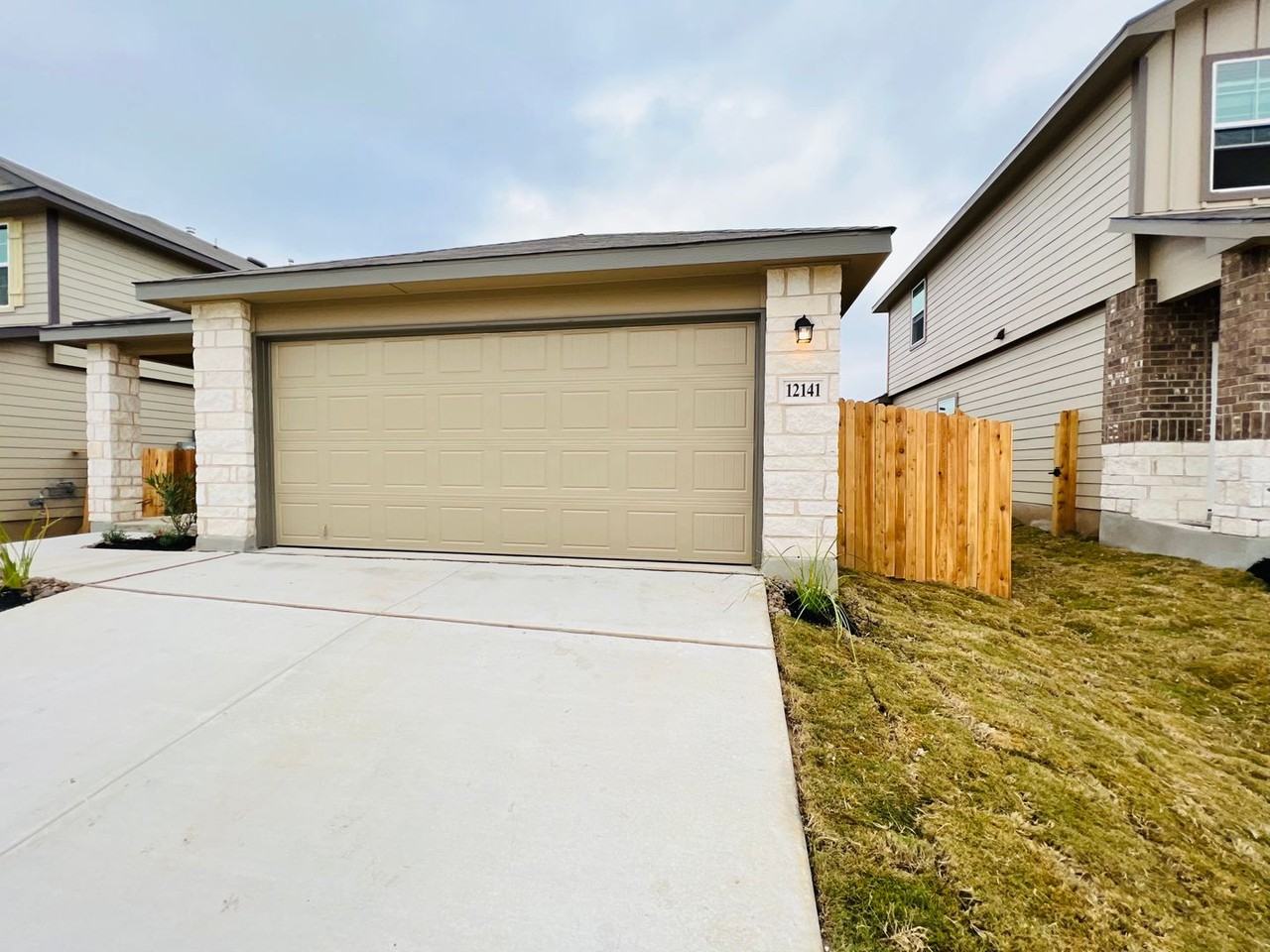 12141 Pease Riv - Photo 2 of 23