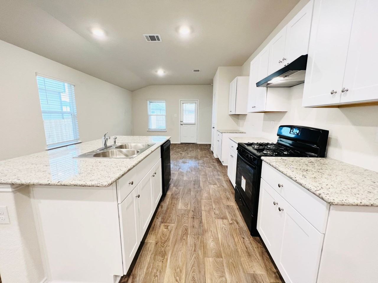 12141 Pease Riv - Photo 6 of 23