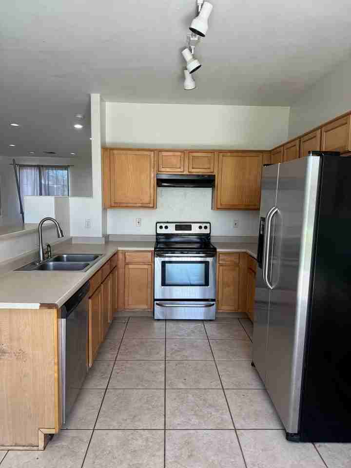 9363 E Kiva Ave - Photo 4 of 15