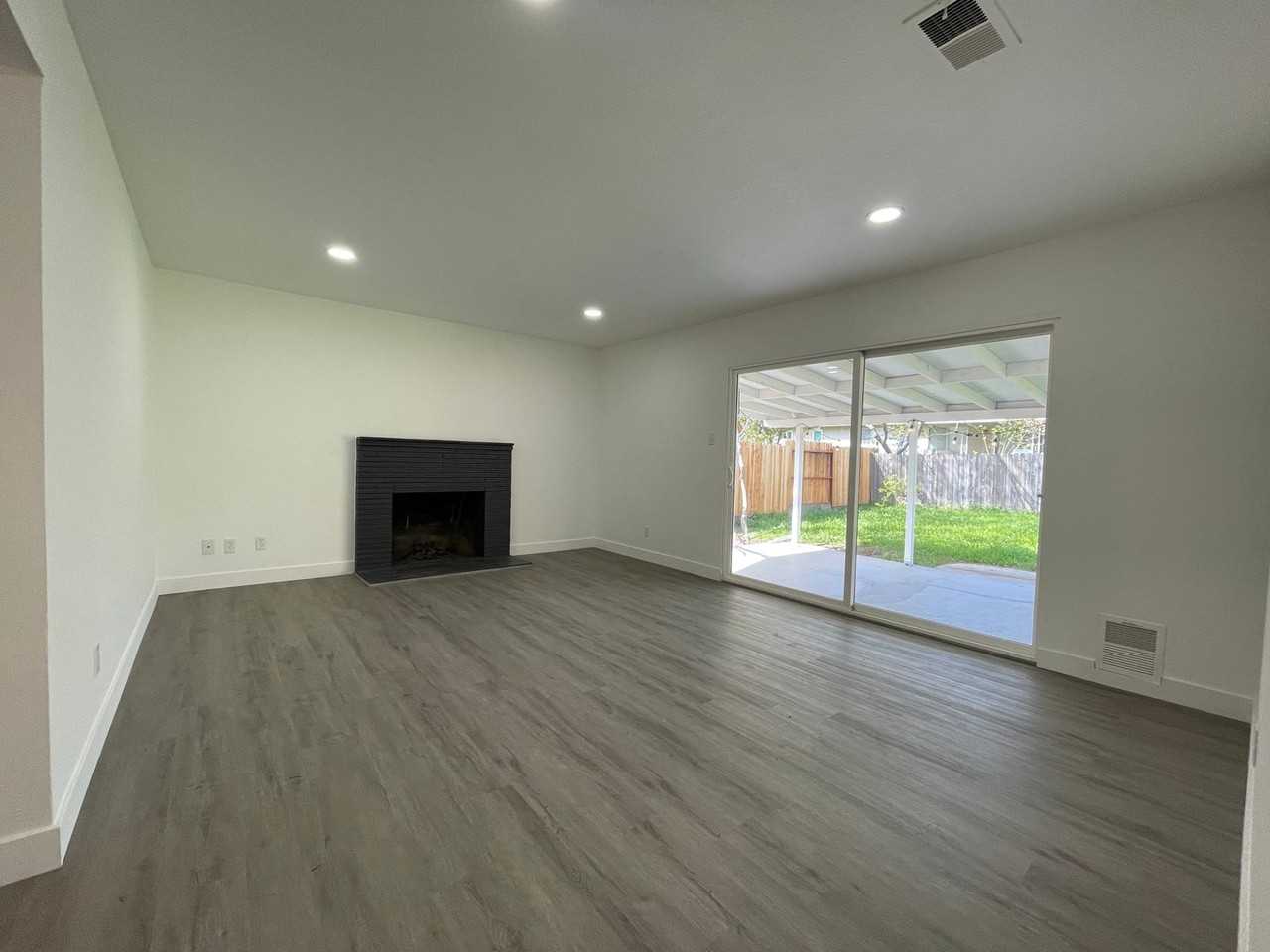 116 Penaranda Dr - Photo 6 of 14